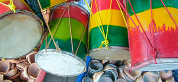 Play a Sri Lankan drum